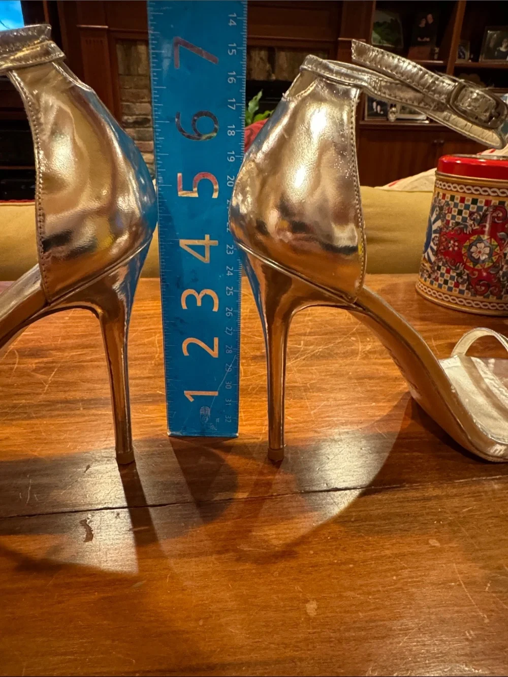 Stuart Weitzman Silver Vero Cucio Metallic Open Toe Heel Strap 8 1/2 Wedding EXC